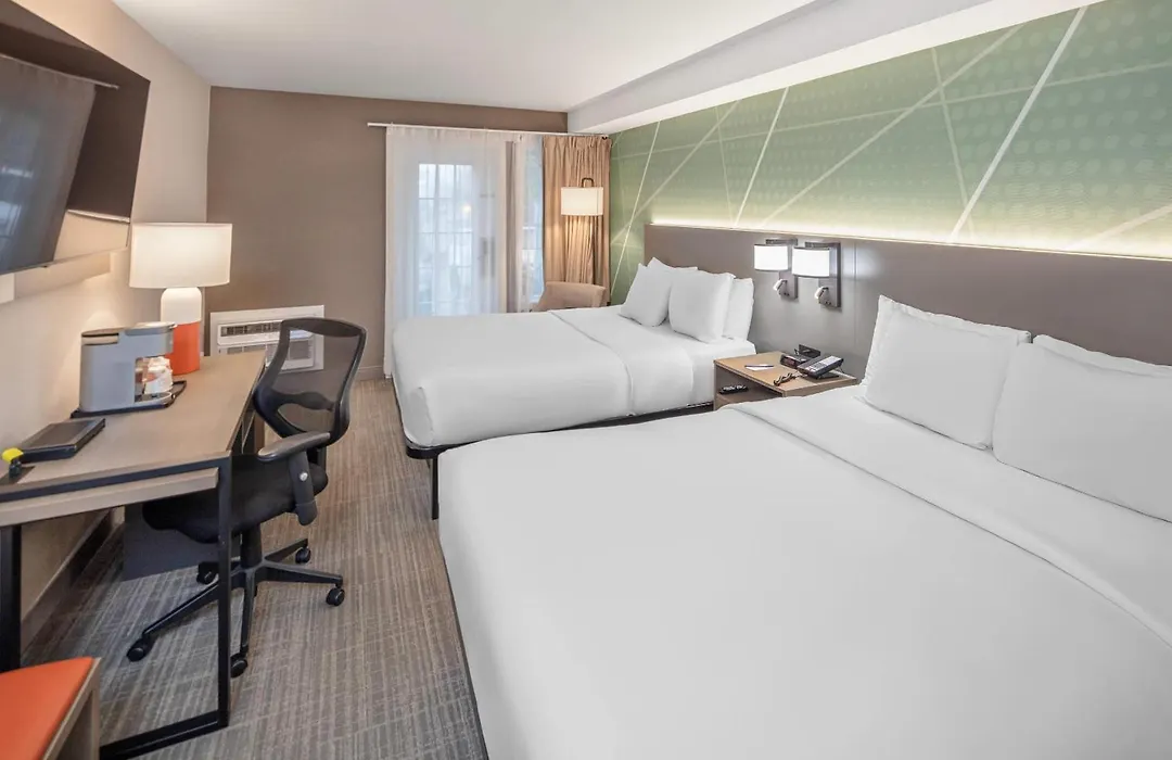 Comfort Inn-1