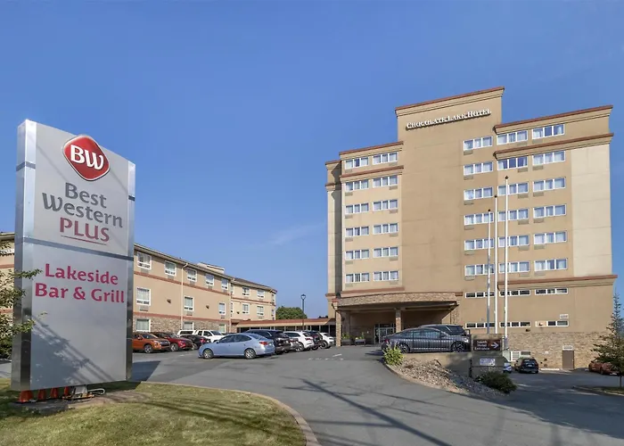Pet Friendly hotel: Best Western Plus Chocolate Lake Hotel - Halifax